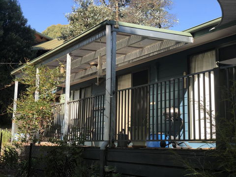 Blue Range Cottage - Accommodation Sunshine Coast 0