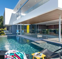Bluey's Beach House - 5 Bedroom - Accommodation Sunshine Coast