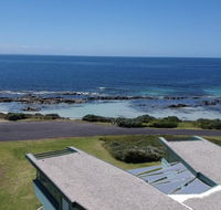 Boathouse - nearly in the water and wonderful views - Accommodation Sunshine Coast