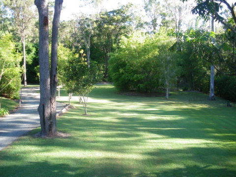 BoBRENE On Tamborine Nude Retreat - Quaint Cottage - Accommodation Sunshine Coast 3