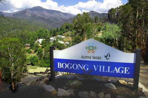 Bogong Village - Accommodation Sunshine Coast 0