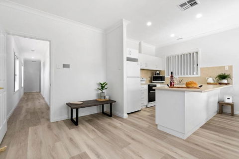 The Shamrock House A - Accommodation Sunshine Coast 2