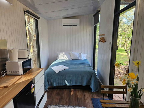 The Verge Of Nowhere Oak By Tiny Away - Accommodation Sunshine Coast 0