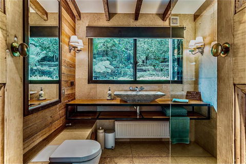 Whitelodge Retreat Sassafras, Mount Dandenong - Accommodation Sunshine Coast 1