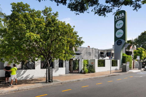 YHA Brisbane City - Accommodation Sunshine Coast 1