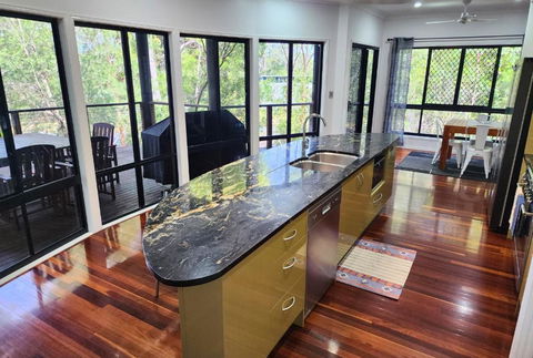 EUROLIE ON HIGH At Kingfisher Bay Fraser Island - Accommodation Sunshine Coast 3