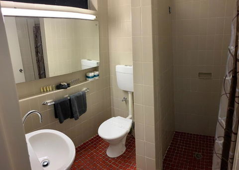 The Stuart Hotel-Motel - Accommodation Sunshine Coast 1