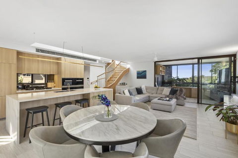 YAWA1B - Bellevue Hill Penthouse - Accommodation Sunshine Coast 0