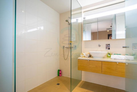 ZEN PARADISE - 2-BR Waterfront Ocean View Retreat - Accommodation Sunshine Coast 2
