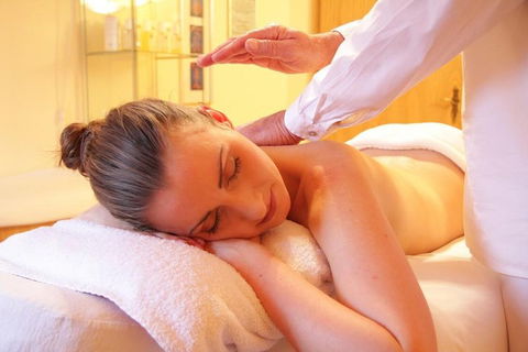 Massage (relaxation, Deep Tissue, Whole Body,sports Etc.)by Male Therapist - Accommodation Sunshine Coast 1