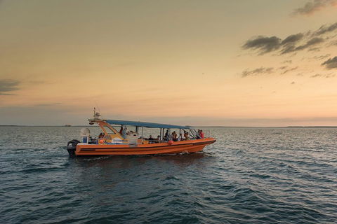 Darwin Sunset Cruise Including Fish 'n' Chips - Accommodation Sunshine Coast 4