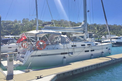 Sailing Curlew Escape On Moreton Bay - Accommodation Sunshine Coast 0