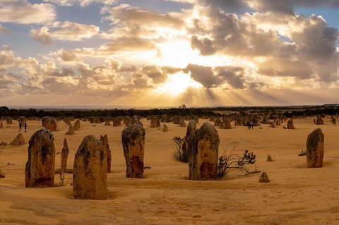 Pinnacle Desert Sunset And Night-time Stargazing Tour From Perth - Accommodation Sunshine Coast 0