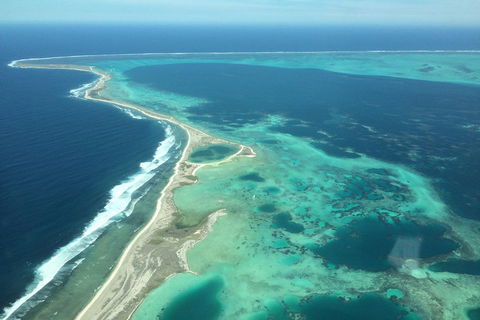 Abrolhos Islands Scenic Flight & Snorkel Adventure From Perth - Accommodation Sunshine Coast 2