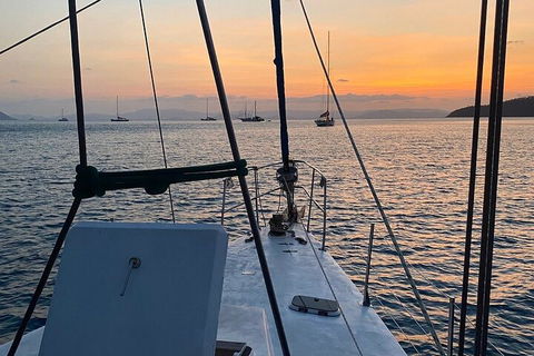 2 Night Small Group Whitsundays Sailing Adventure Aboard Mandrake - Accommodation Sunshine Coast 2
