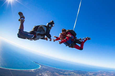 Byron Bay Tandem Sky Dive - Accommodation Sunshine Coast 0