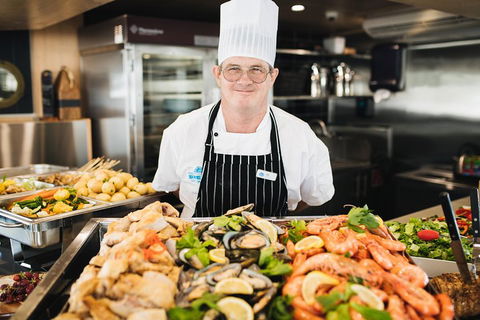 Dinner Buffet Cruise On The Gold Coast - Accommodation Sunshine Coast 4