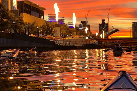 Melbourne Sunset Kayaking Experience With Dinner - Accommodation Sunshine Coast 4