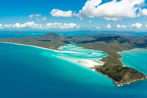Whitsunday Bullet Day Trip - Whitehaven Beach And Snorkelling - Accommodation Sunshine Coast 1
