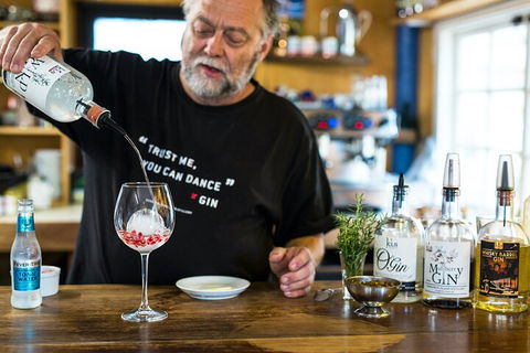 Heritage, Wine & Gin Tours - Accommodation Sunshine Coast 2