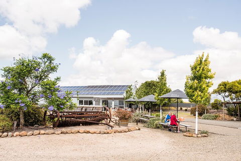 Heritage, Wine & Gin Tours - Accommodation Sunshine Coast 5