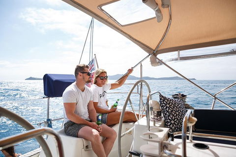1-Night Whitsundays Private Charter Aboard Cruising Yacht Milady - Accommodation Sunshine Coast 3