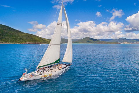 2-Night Whitsundays Sailing Cruise Incl. Whitehaven Beach & Great Barrier Reef - Accommodation Sunshine Coast 3